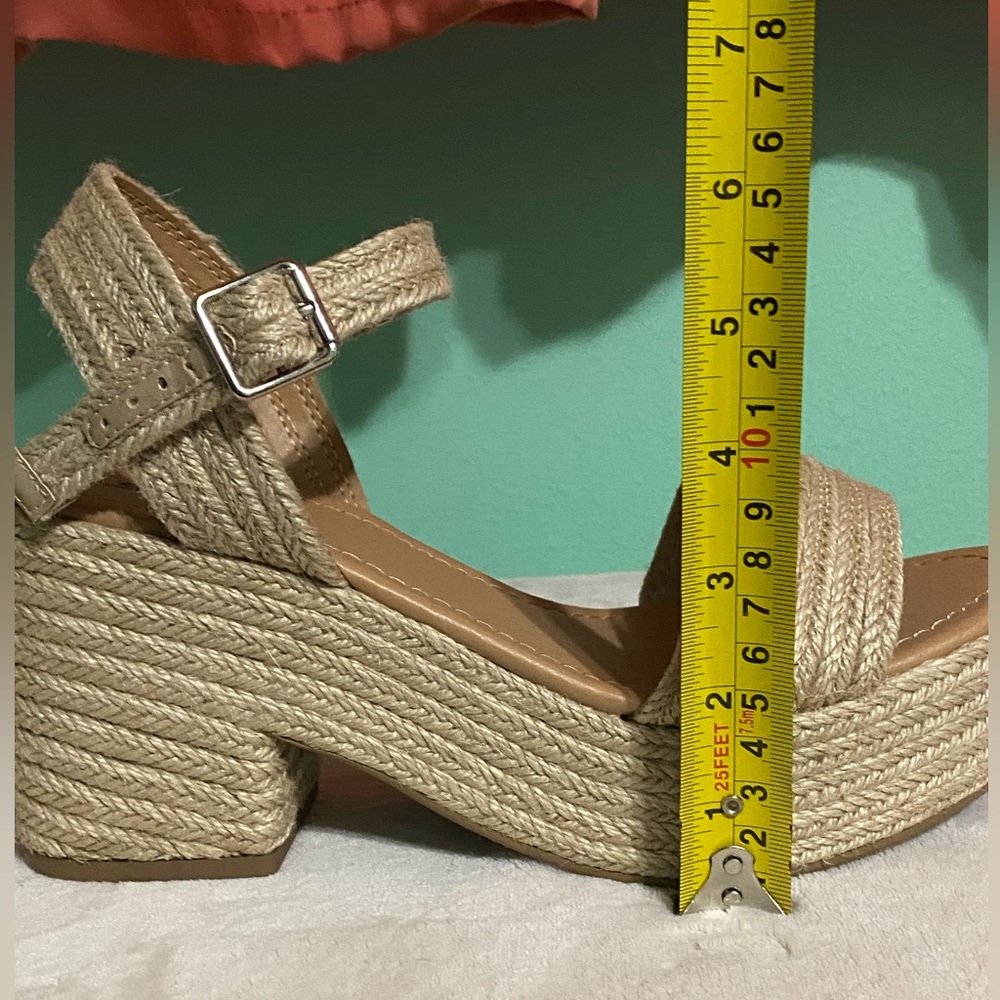 Tan platform sandal - Picture 5 of 6